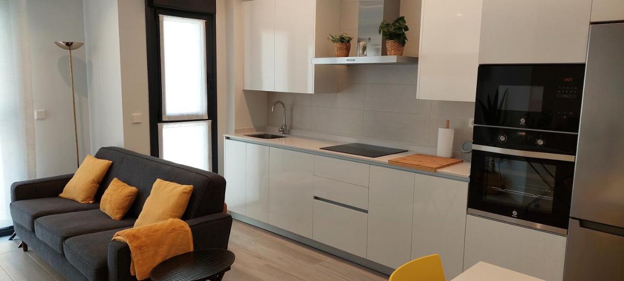 Apartamento Dindurra Centro Playa - Posibilidad Parking Gratuito Gijon Exterior photo