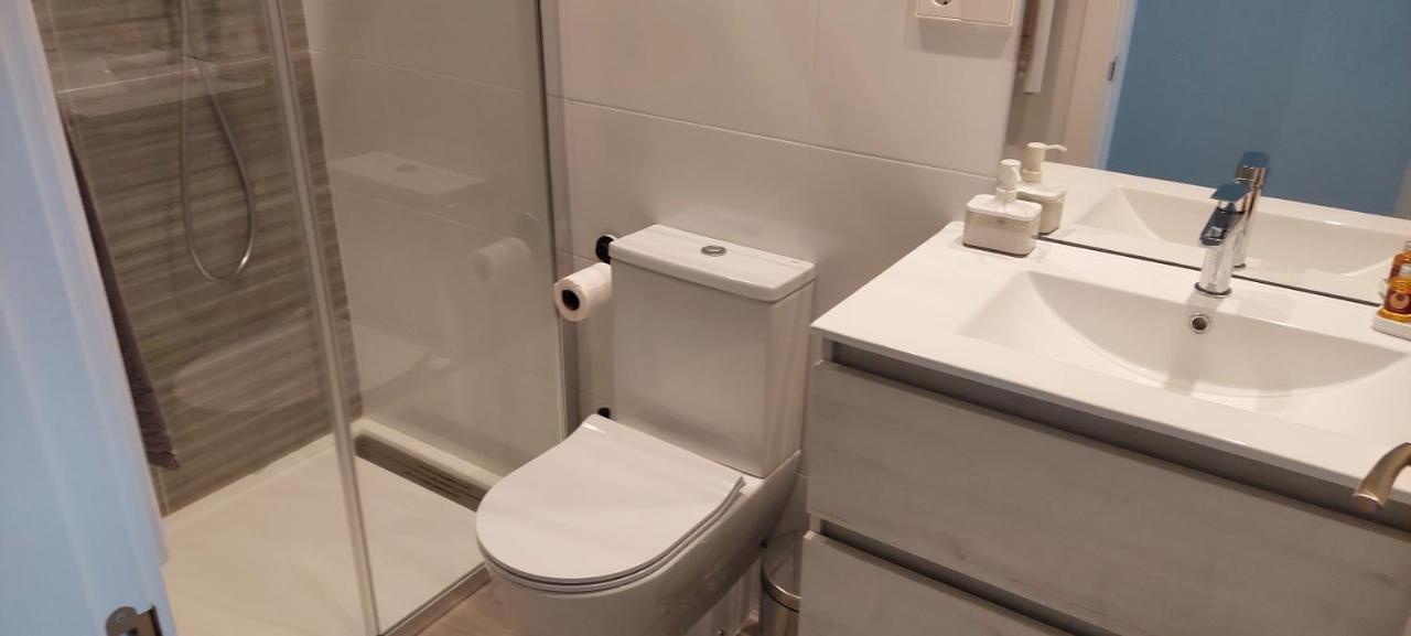 Apartamento Dindurra Centro Playa - Posibilidad Parking Gratuito Gijon Exterior photo